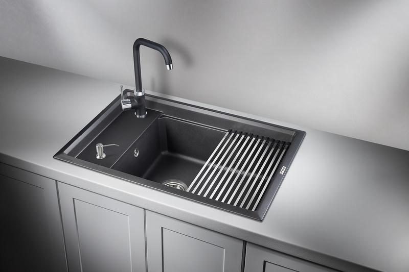 Фото Кварцевая мойка GRANULA 7305, ШВАРЦ